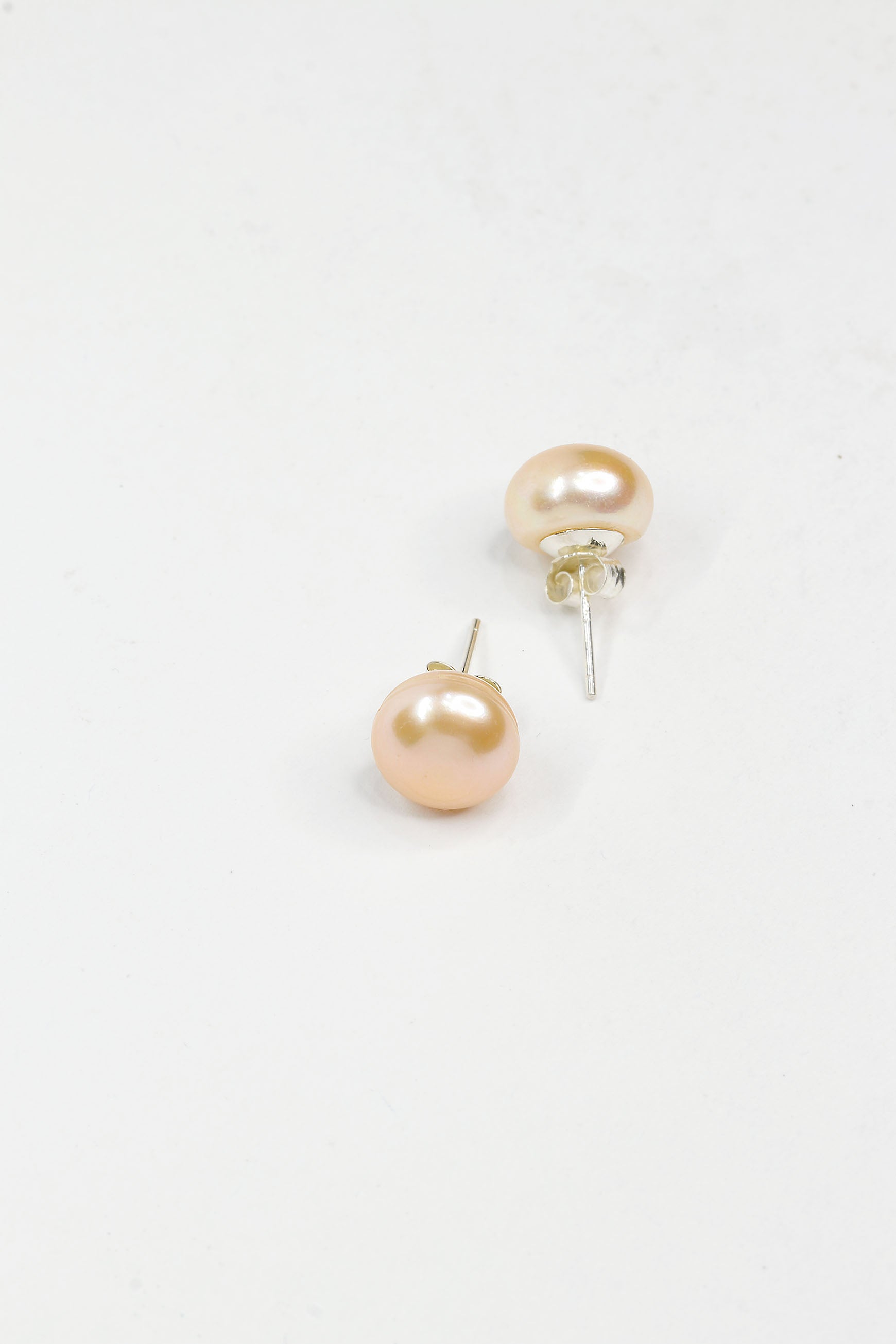 10mm-10.5mm light pink peach pearl stud