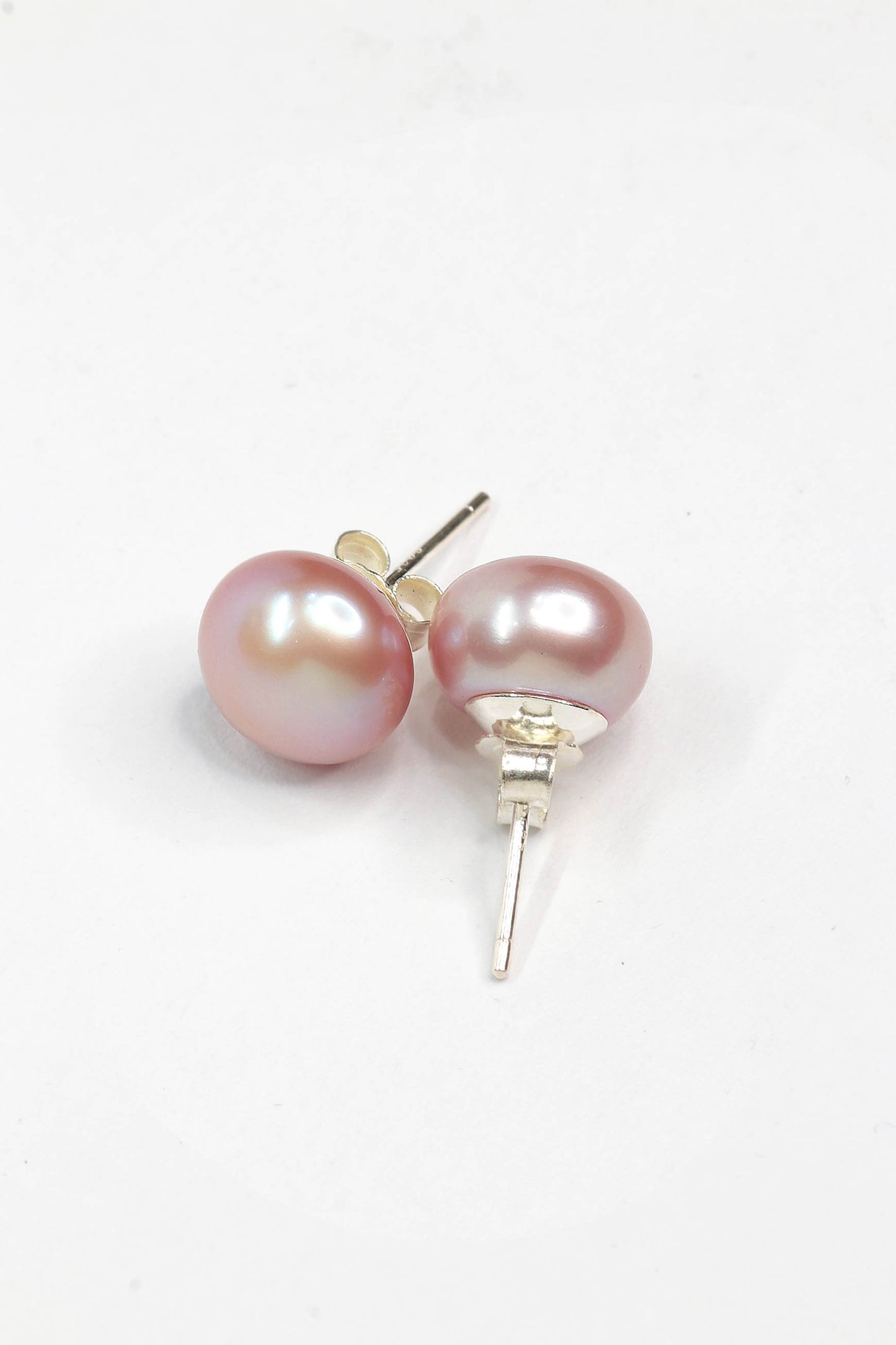 Komal Light Purple Pearl Studs