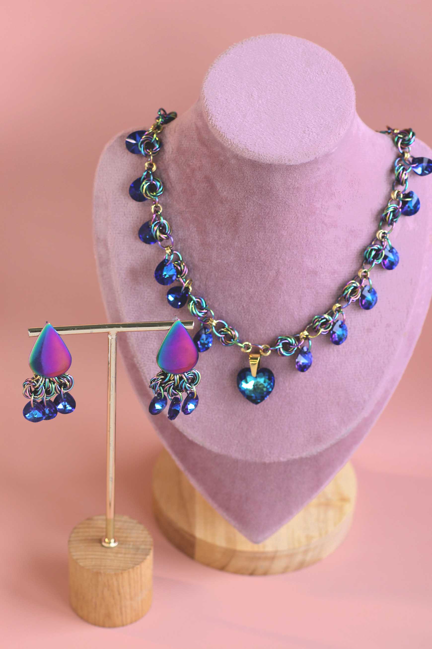 Rainbow Drop NecklaceNuma EstiloHeart Necklaces